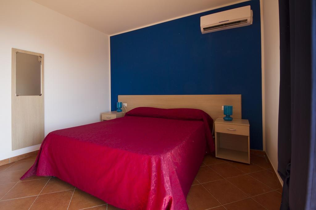 Tus'Hotel Apartments Туза Екстериор снимка