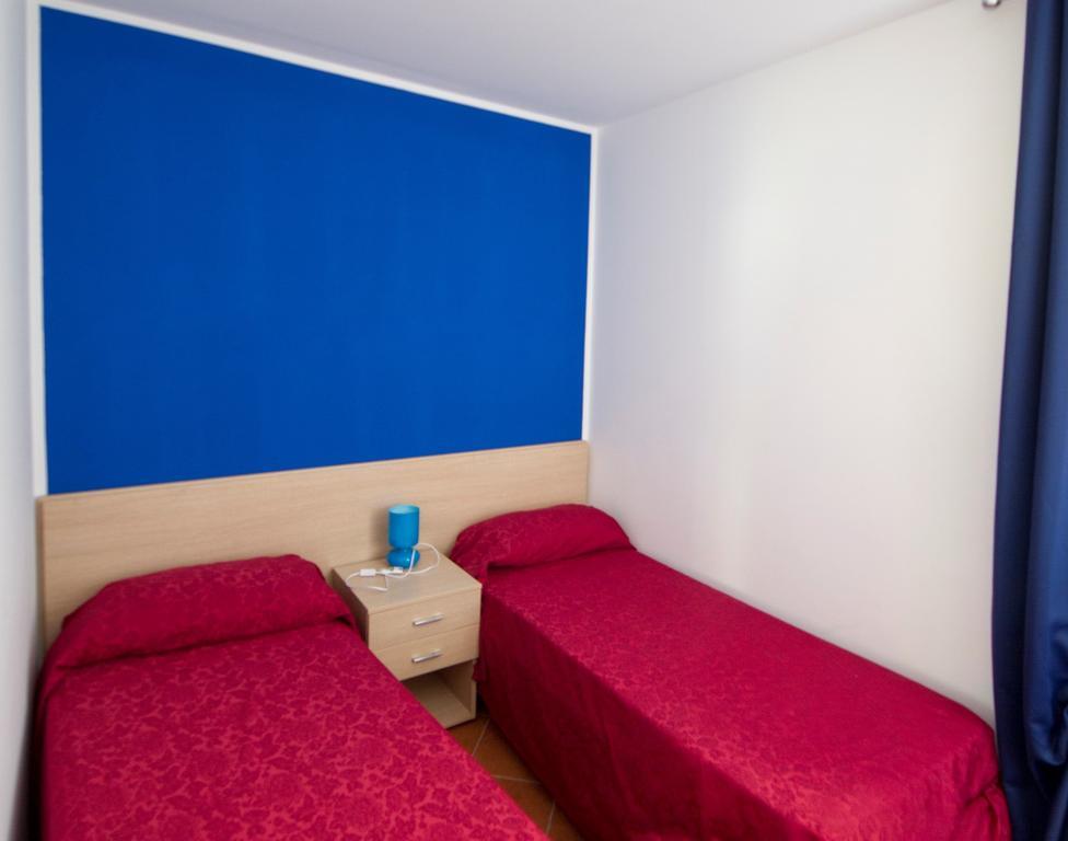 Tus'Hotel Apartments Туза Екстериор снимка
